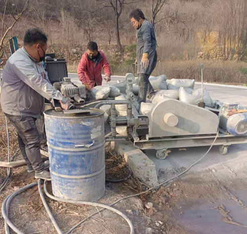 越西路面下沉注浆